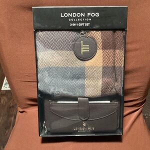 London Fog Wallet, Scarf & Keychain Gift Set New in Box